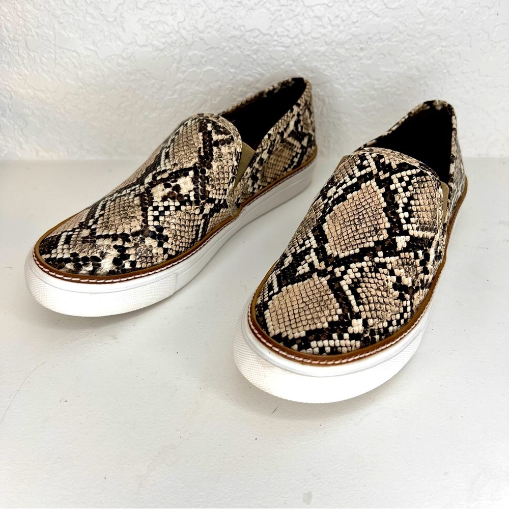 Steve Madden Jalia Snake Print Slip-On Shoes, Women's Sz.8.5